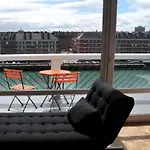 Apartment Escale Quai George V Avec Terrasse Et Parking Semi Privatif *