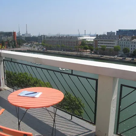 Escale Quai George V Avec Terrasse Et Parking Semi Privatif Le Havre