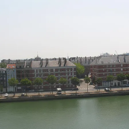 Apartment Escale Quai George V Avec Terrasse Et Parking Semi Privatif