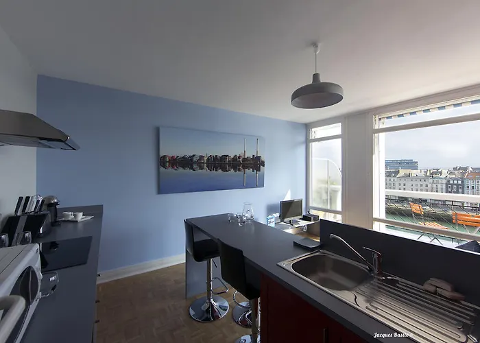 Escale Quai George V